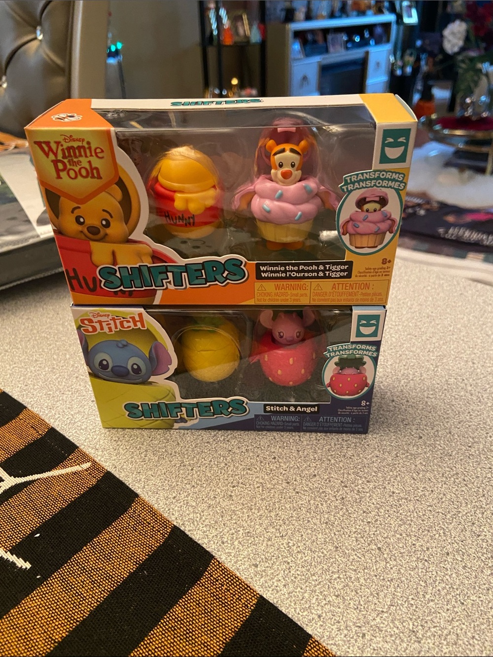 Disney Winnie the Pooh & stitchTiggerPink and Yellow Transforming Figures